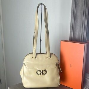 Salvatore Ferragamo vintage shoulder bag